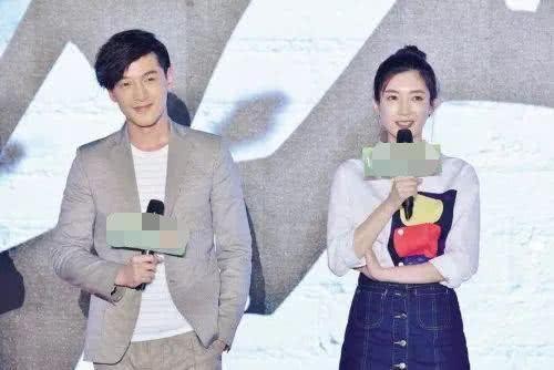 与前任同台会怎样？霍建华陈乔恩冷场，胡歌偷偷瞄江疏影