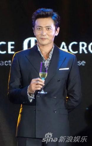 林心如吻戏磨破嘴皮李冰冰水戏来大姨妈 揭明星拍戏遇尴尬事