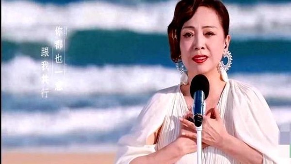 浪姐团队协作引热议，邓萃雯组默契获赞，如何打造高效团队？