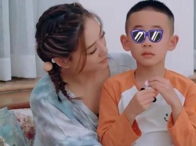 当有人当面批评你的孩子，应采儿的回答很棒
