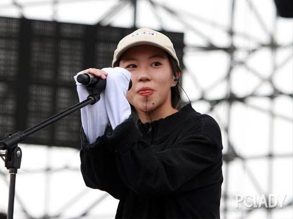 窦唯与女儿窦靖童关系好吗会见面吗？窦唯对窦靖童的评价是怎么样