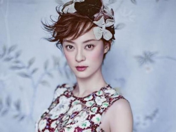 黄轩孙俪这样对待自己的亲生父亲，有什么理由不红？