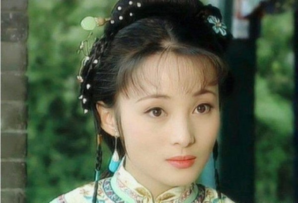 陈建斌为了她，抛弃相恋5年的吴越！如今48岁的吴越过的如何？