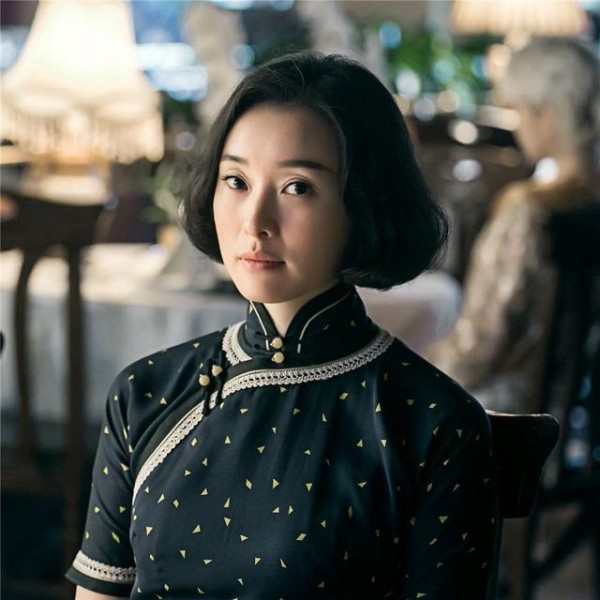 陈建斌为了她，抛弃相恋5年的吴越！如今48岁的吴越过的如何？