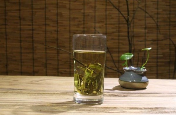 多年未见的同学，突然联系你，无非是这三件事
