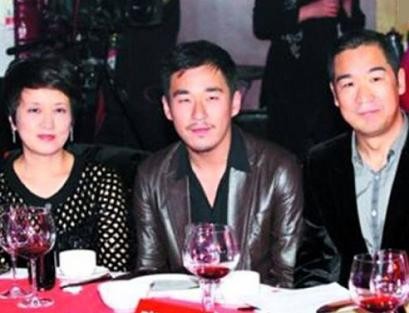 五位可谓“最佳后妈”的女星，图1为继子抛却生育，图5令亲妈妒