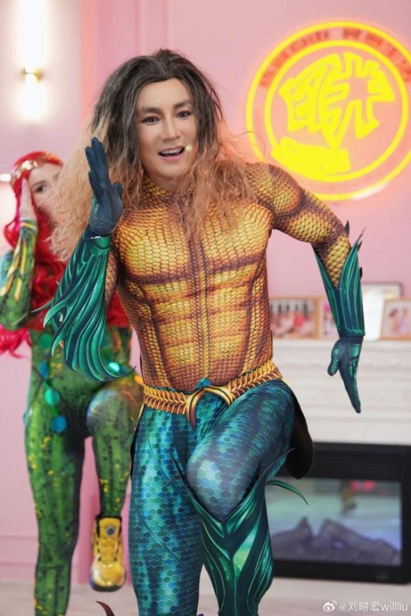 刘畊宏团队被指阻碍用餐，店家回应：临时得知有明星来，已正常营业 网友排队受扰引发热议