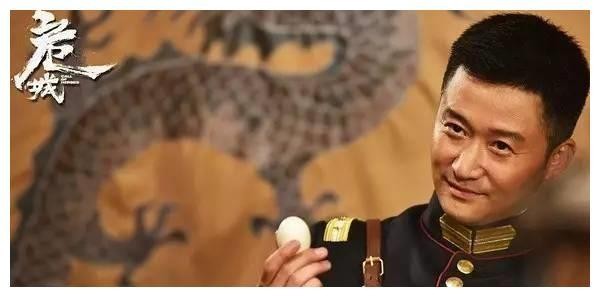 吴京师弟，国内一线男星，曾探班《战狼2》片场，有望出演续集