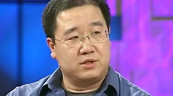 英达自曝北大开启的“导演生涯”，反正演戏也轮不着主角！