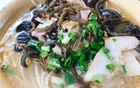 周星驰的黄金配角，在荆州开了家小餐馆！