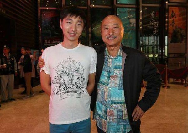 陈佩斯三代人站一起就像复制粘贴