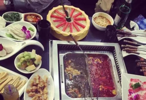 盘点那些明星们开的美食店，你去过几家？这家据说很火爆