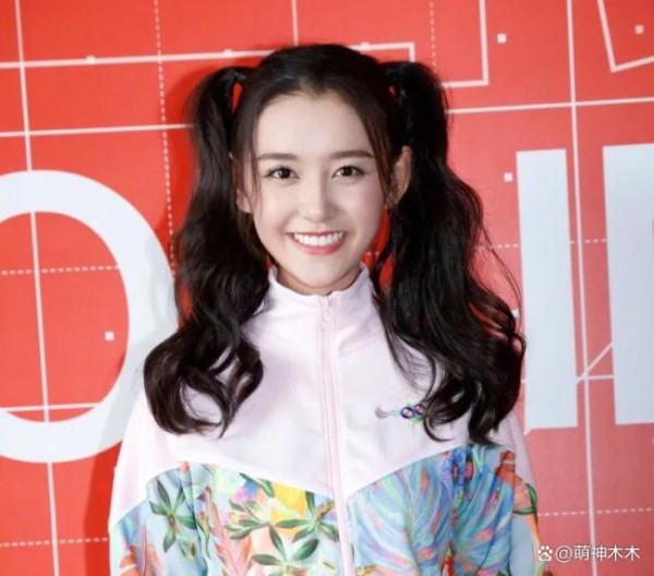 演员蒋依依被质问：为何你姐能进协和