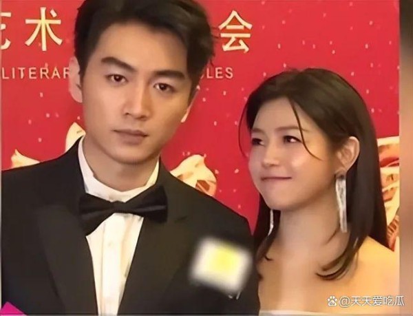 陈妍希离婚后首聚蔡康永，这波操作看不懂