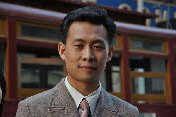 张译结过几次婚现任妻子是谁？张译殷桃两人不一般私下是什么关系