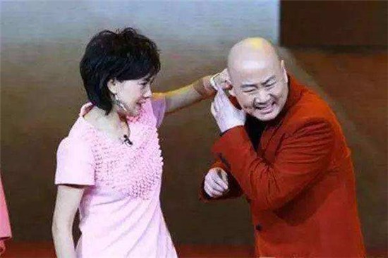 郭冬临的现任妻子身份与子女数量揭秘