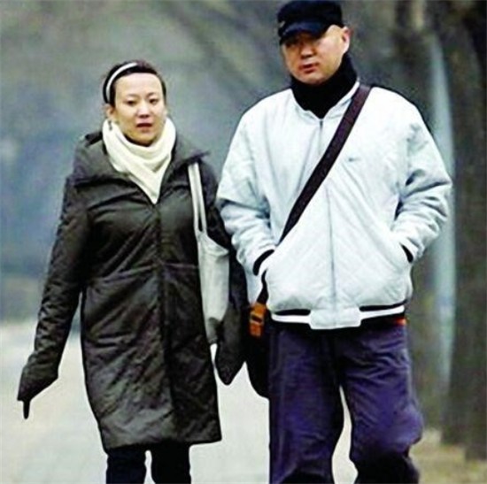 郭冬临的现任妻子身份与子女数量揭秘