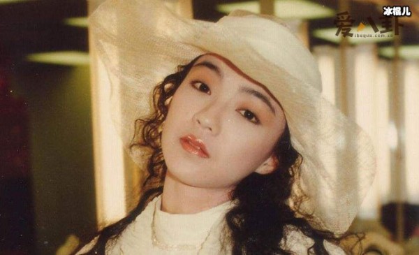 陈慧娴为什么感情如此颠簸？三段恋情都是被辜负的一方！