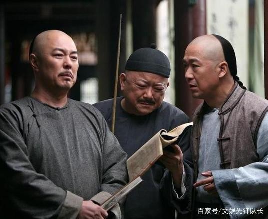 张铁林顶替他进入铁三角，为人耿直清高，直言不与张国立王刚合作
