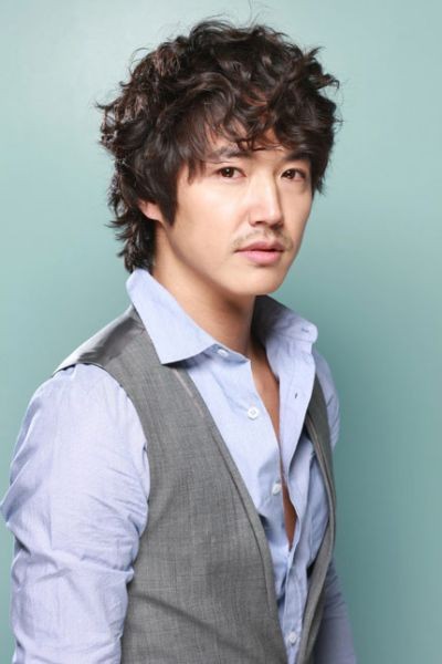 韩娱每周一星:感性男人尹尚贤大器晚成(组图)