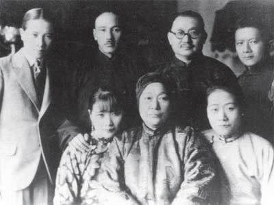 民国四大家族曾掌握全中国，70年过去了，他们的后代怎么样了？