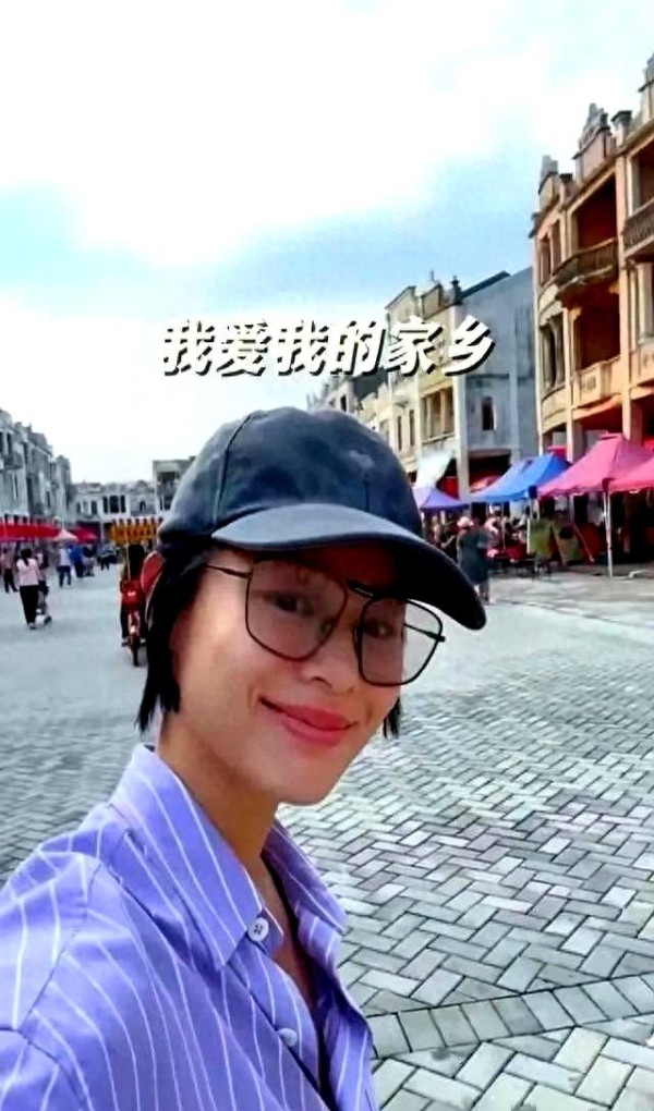 胡杏儿返乡摘菜一天，背后看似简单却折射出社会深层问题