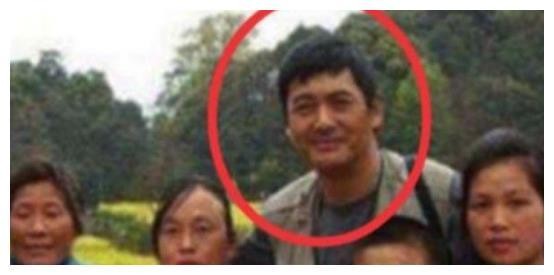 明星回老家后的样子，周润发最接地气，最后一位被村民扔砖头