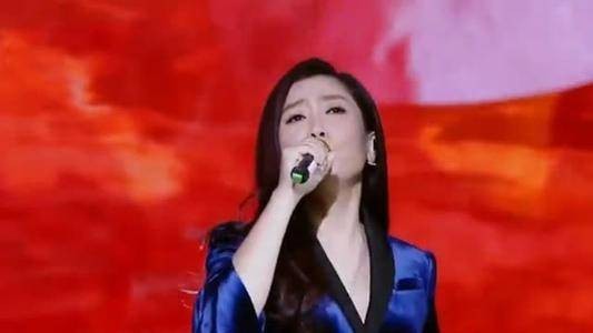 原来玲花和腾格尔是这种关系，曝光之后网友评价太真实