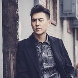 彭彭小伍