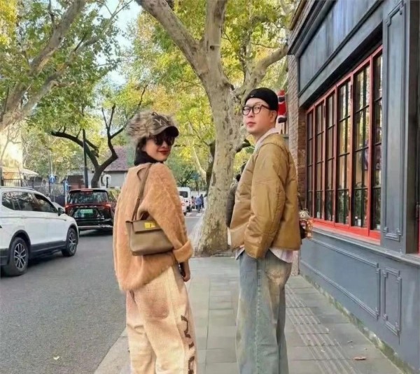 杜海涛约女明星吃饭