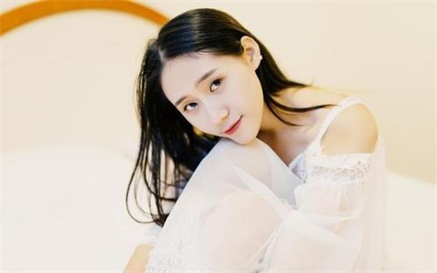 任何女生感兴趣的事情
