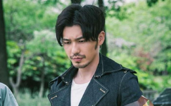 被造型师“坑”了的男明星, 他曾因造型被嫌丑, 如今却粉丝无数