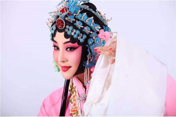 黄梅戏起源于哪个省 黄梅戏的腔调特点