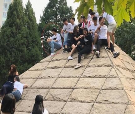 王俊凯上大学被孤立？原来他人缘这么差啊！