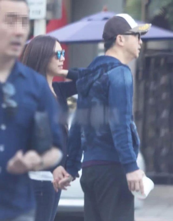庾澄庆对二婚妻子宠爱备至，买过亿豪宅送妻儿做郭台铭的邻居