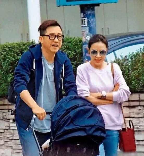 庾澄庆对二婚妻子宠爱备至，买过亿豪宅送妻儿做郭台铭的邻居