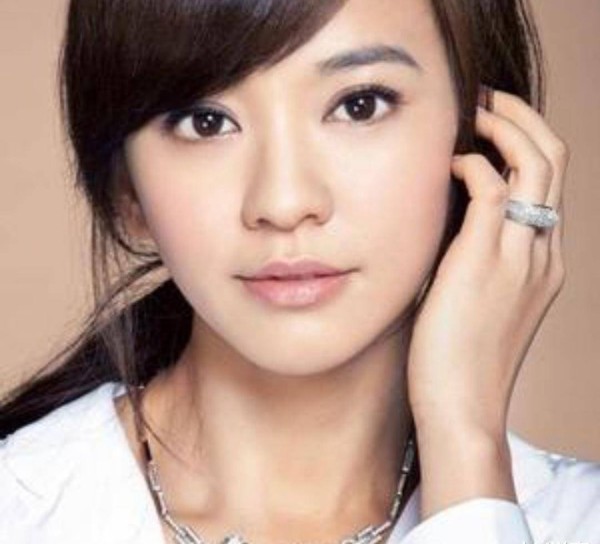 明星婚后生活如何？陈意涵一家出镜，甚为幸福