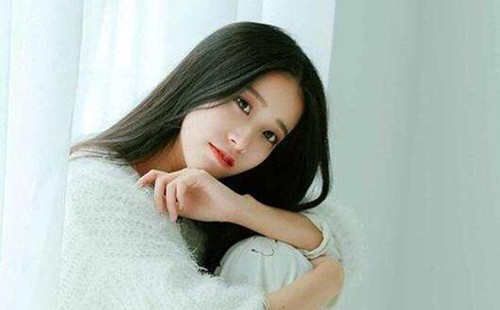 如何与女生轻松聊天并拉近关系？技巧全解析！