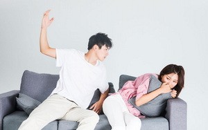 侮辱当事人是侵犯名誉权吗?