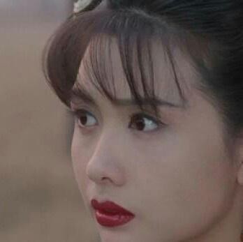 这几位和女儿似姐妹的明星，如果不说是母女都猜不到！