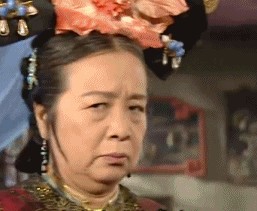 双杨再现塑料姐妹情，为张艺谋的影片资源开始互撕？杨幂：好着呢
