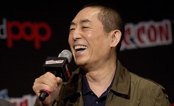 双杨再现塑料姐妹情，为张艺谋的影片资源开始互撕？杨幂：好着呢