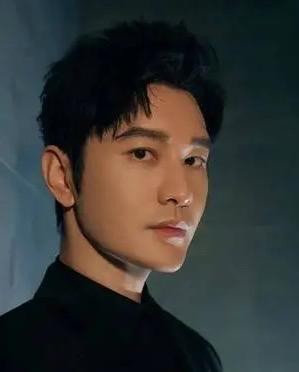 黄晓明再展绅士风度，深情致谢虞书欣：共筑友谊，共绽光芒