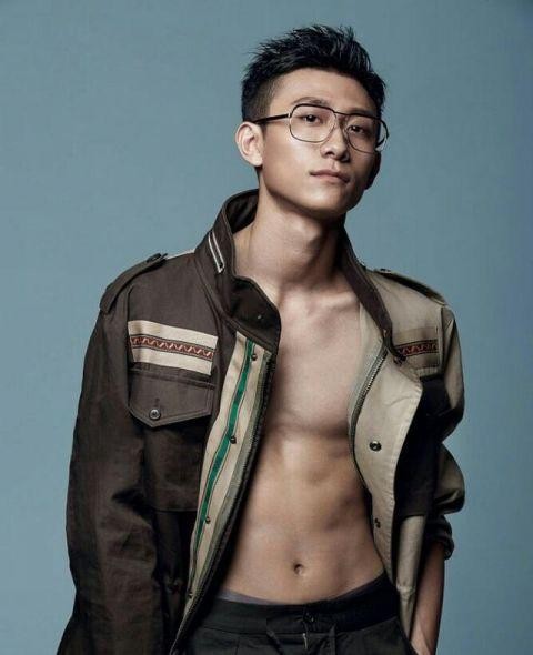 练过武术的5位男星：黄子韬和王俊凯上榜，罗晋的理由无敌了