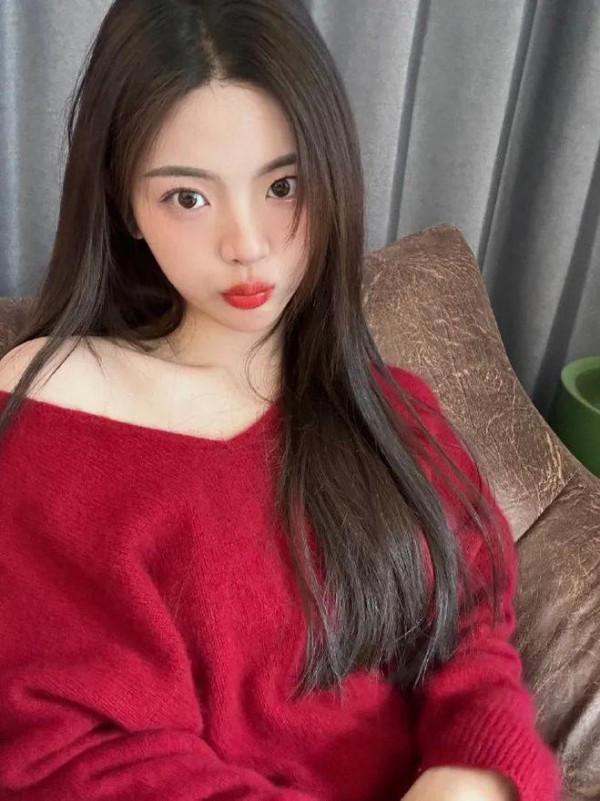 人气小花玩剧组夫妻？杨超越受冷落？周也挑小生？蔡卓妍被劈腿？姨太问答
