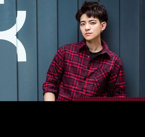 黄子韬晒与表哥童年合照 黄子韬表哥是谁姜彭个人资料介绍