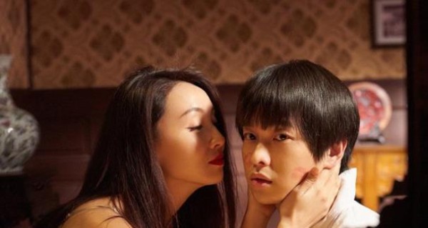 电影中的“亲密戏”都是怎么拍出来的？得知真相后，网友：厉害了