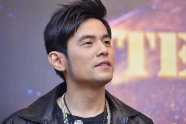 最孝顺的明星，周杰伦把资产给妈妈，佟大为用21年唤醒植物人父亲