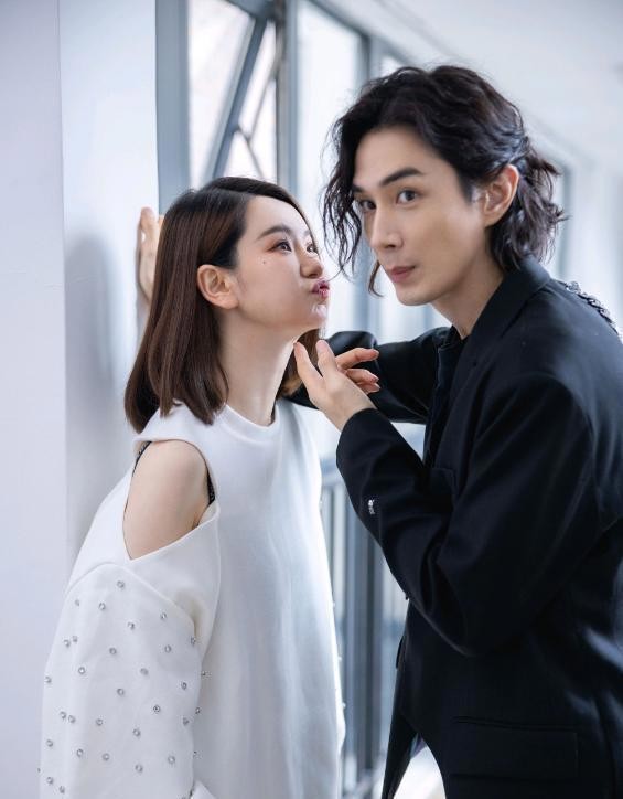 戚薇听李承铉交代情史差点分手 夫妻相处之道引热议