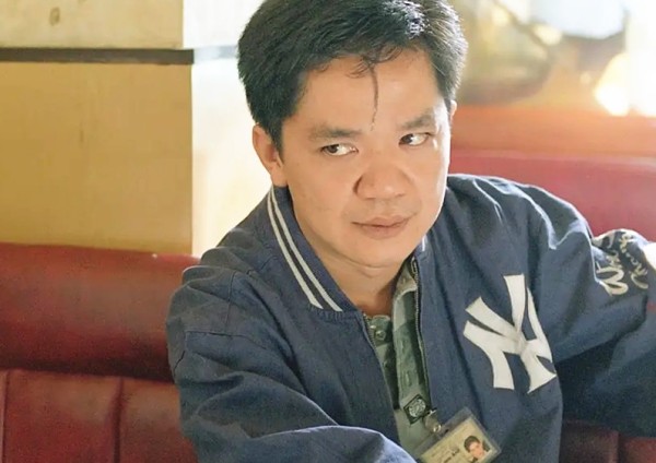 香港男星黄光亮分享动态，洗车洗游泳池很土豪，曾跟王祖蓝传关系